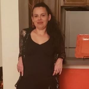 Meet your Posher, Vevi